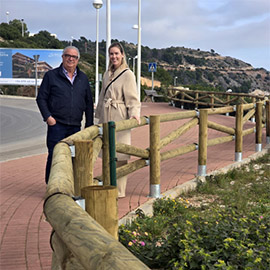 Oropesa del Mar mejora la seguridad y el aspecto del mirador de Torre Bellver con la renovación de su valla