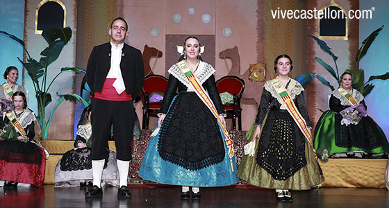 Yasmina Pérez y Alma Fullera, madrinas de la Gaiata 18 Crèmor