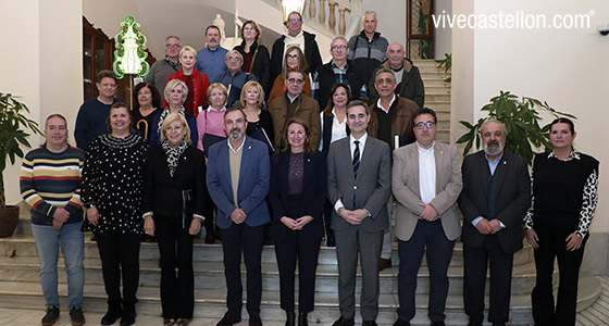 El Ayuntamiento de Castellón rinde homenaje a 28 funcionarios jubilados durante 2025