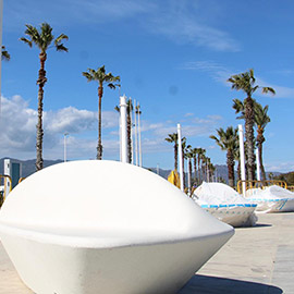 La avenida Ferrandis Salvador de Castellón incorpora nuevo mobiliario urbano