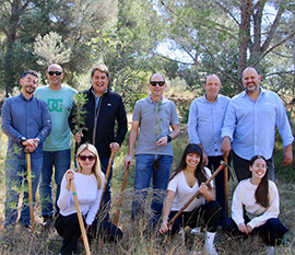 El Ayuntamiento y MAHLE Eco Rallye Comunitat Valenciana refuerzan su compromiso con la sostenibilidad plantando 48 árboles en la Magdalena
