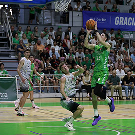 La falta de acierto deja al Amics sin premio