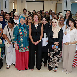 Entrega de diplomas a las participantes del proyecto ´Mujeres y Convivencia: Reflejos de realidad en un mundo diverso´