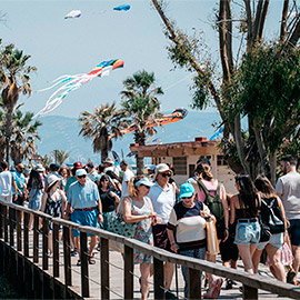 Los establecimientos del Grau se unen al III Festival Internacional del Viento con un nuevo espacio dedicado a la artesanía