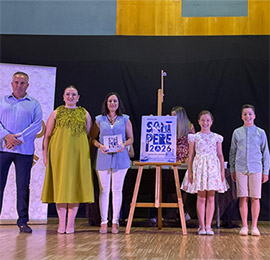 El Centro Cultural La Marina ha acogido la presentación del libro oficial de las Fiestas de Sant Pere 2026