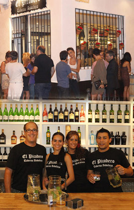 Inauguración de El Picadero, un nuevo sitio de tapas con sabor andaluz