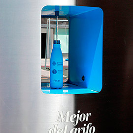 Castellón amplía su red de agua potable refrigerada con cinco nuevos puntos para este verano