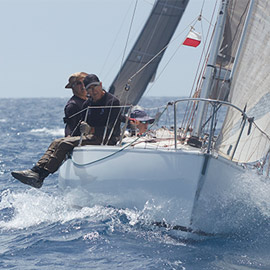 La Regata Costa Azahar y Puerto Azahar 2026 reúne emoción, viento y esfuerzo durante un intenso ﬁn de semana de competición