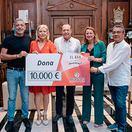 AFANIAS recibe 10.000 euros recaudados en la VII edición del Vermut Solidario