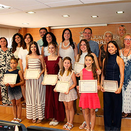 Rosa Ribes y Sofía Fabregat, nombradas reinas de las fiestas de Torreblanca 2026