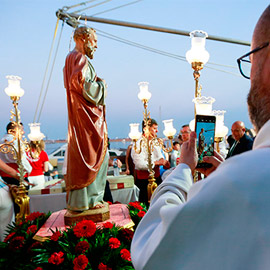 Procesión marítima en honor a San Pedro