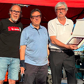 Els de la Fileta reciben el reconocimiento del Ayuntamiento de Castellón en el marco de ´A l´estiu tot lo món viu`