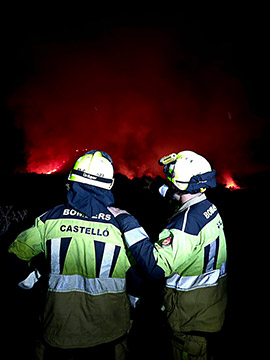 El Ayuntamiento de Castellón moviliza efectivos de Bomberos a Tirig para colaborar en la extinción del incendio