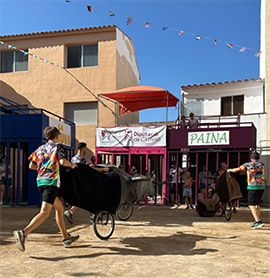 La Diputación de Castellón lleva los Encierros Infantiles a ocho municipios de la provincia para acercar la cultura taurina a los más pequeños