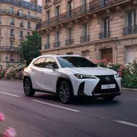Lexus UX híbrido, calidad que se mueve contigo