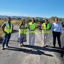 Torreblanca asfalta cinco caminos rurales dentro de su plan de mejora continua