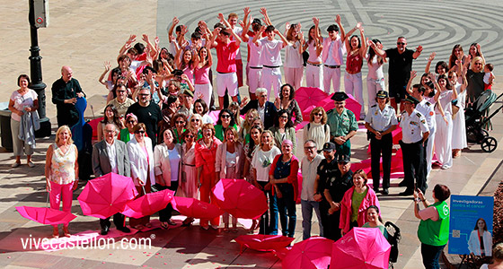 Castellón celebra el Día Mundial Contra el Cáncer de Mama con el cuidado y la escucha de la paciente en primer plano