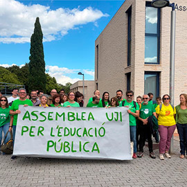 Primera acció pública del col•lectiu «Assemblea per l’Educació Pública de l’UJI»