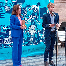 Publicacions de l´UJI recibe el premio a la Trayectoria Editorial en la Plaça del Llibre de València