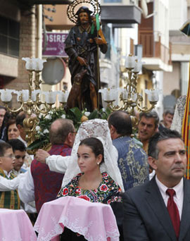 Devoción y tradición en la procesión de Sant Roc