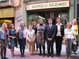 Rastrillo solidario en la calle Colón, 27- bajo, abierto hasta el 12 de noviembre. Solidaridad y compromiso de la Fundación Dasyc