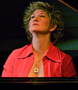 La cantante y pianista Dena De Rose actúa en el ciclo Avui Jazz de Vila-real