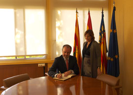 El Conseller de Bienestar Social Jorge Cabré, visita Benicàssim
