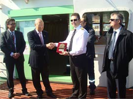 Un buque nuevo para materia prima refuerza el compromiso de PortCastelló por la cerámica