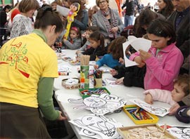 Talleres infantiles de La Varita Mágica en la plaza Mayor