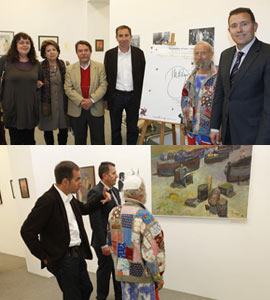 Ripollés visita la exposición de Miquel Peris