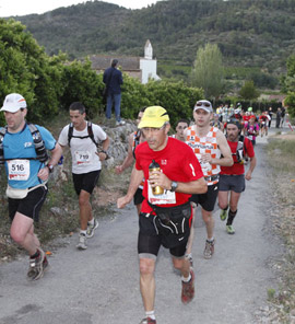 Paso por Borriol de la XIV Marató i mitja Castelló Penyagolosa y de la CSP-115 Castelló-Penyagolosa