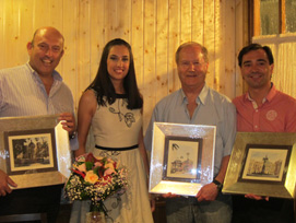 Emotiva cena de recuerdos para María España, Reina de les Festes de la Magdalena 2012