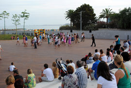 Talleres de bailes latinos los domingos en Benicàssim