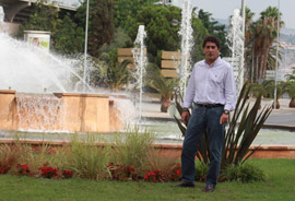 Plantación de 400 begonias con motivo del plan de embellecimiento de la ciudad