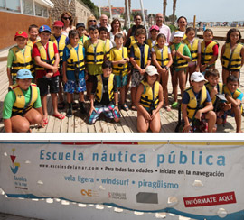 FIRMA DE CONVENIO PARA PROMOCIONAR LA ACTIVIDAD NAÚTICA EN LA ESCOLA DE LA MAR DE BENICÀSSIM