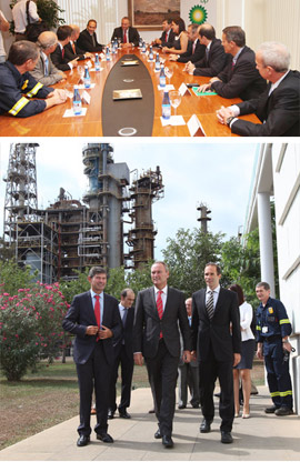 El President de la Generalitat, Alberto Fabra, visita las instalaciones de BP-Oil España S.A.U. en Castellón
