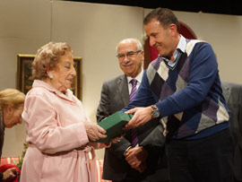 Homenaje a la actriz de teatro Carmen Borrull