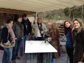 Visita de los becarios del Hábitat Artístic del Ayuntamiento de Castellón al taller de Ripollés