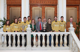 Alfonso Bataller preside la recepción a los equipos masculino y femenino de el Playas