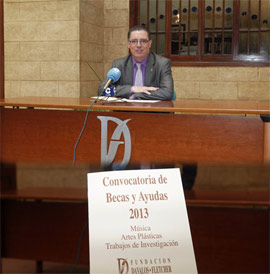 La Fundación Dávalos Fletcher presenta  la Convocatoria de Becas y Ayudas 2013