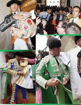 Los toreros concentrados, en los momentos antes de salir a la plaza