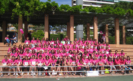 “Associació dones de Benicàssim” gana el primer premio grupal en la carrera de la dona de Valencia