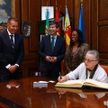 Recepción oficial a Fikile Magubane