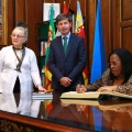 Recepción oficial a Fikile Magubane
