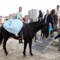 Carrera de caballos y burros