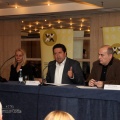 Tots a una veu