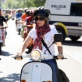 Vuelta a España en vespa con sidecar por los toros de Osborne