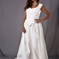 La Petite Mariée