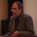 Profesor Guillermo Ballenato