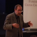 Profesor Guillermo Ballenato